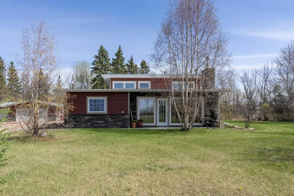 46275 Range Road 211 Rural Camrose County AB T4V 1X8