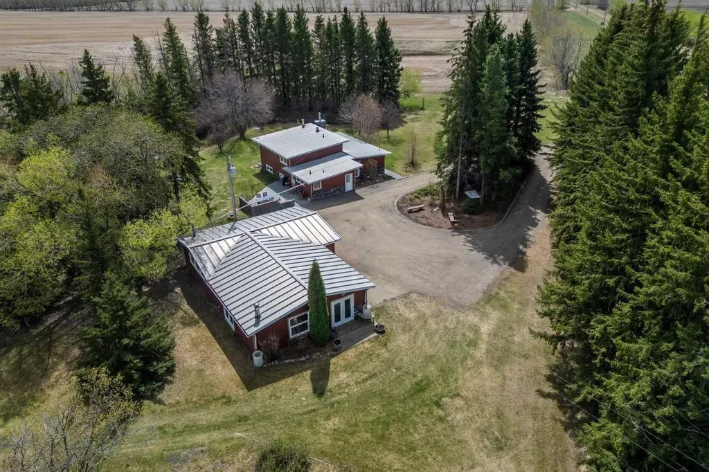 46275 Range Road 211 Rural Camrose County AB T4V 1X8