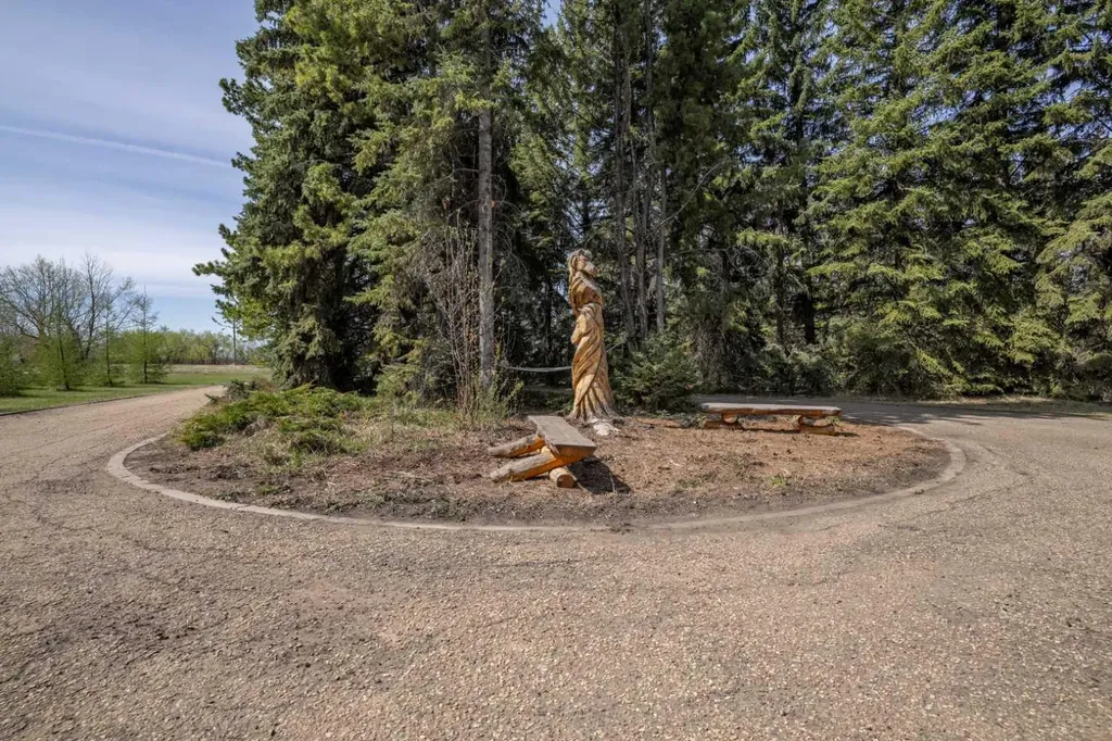 46275 Range Road 211 Rural Camrose County AB T4V 1X8