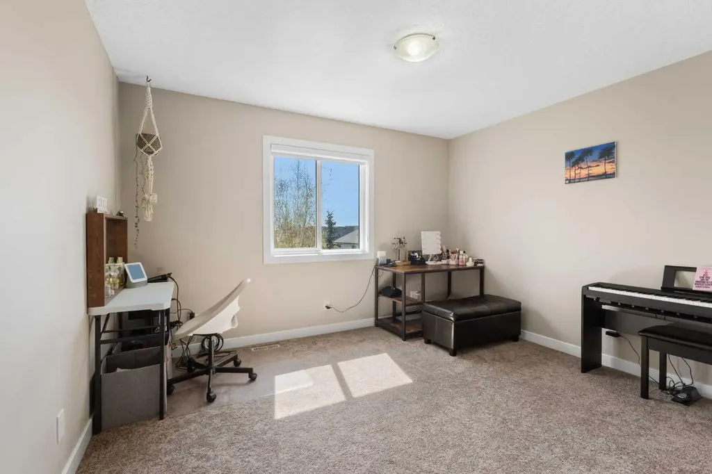 106 Cranarch Landing SE Calgary AB T3M 0Z7