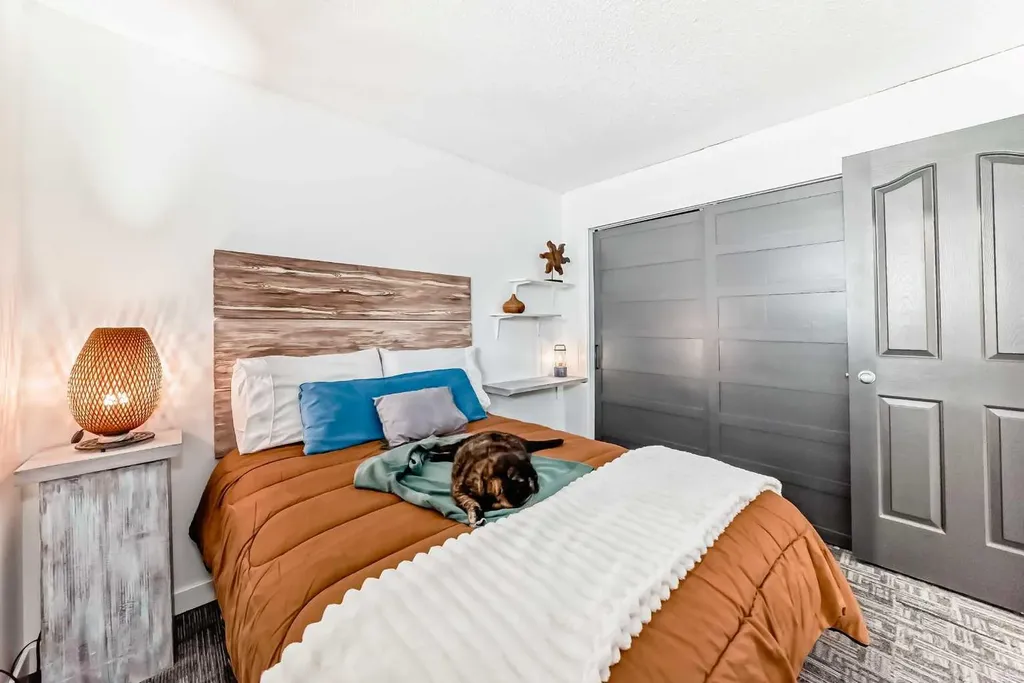 3240 Dovercliffe Road SE Calgary AB T2B 1W2
