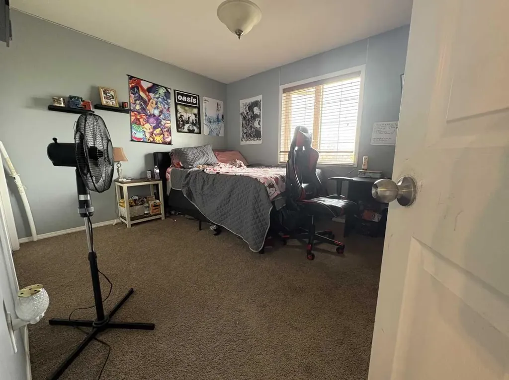 1705 52 Avenue Lloydminster AB T9V3K9