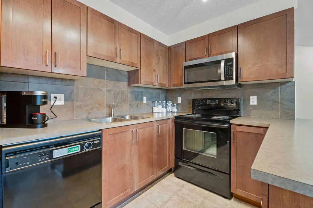 162 Country Village Circle NE Calgary AB T3K 0E6