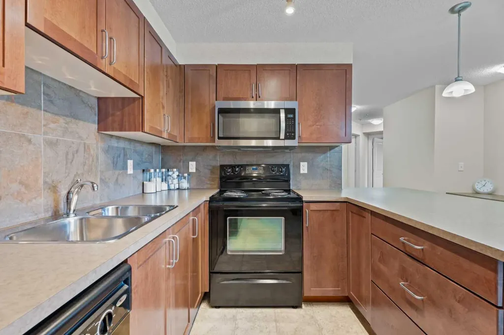 162 Country Village Circle NE Calgary AB T3K 0E6