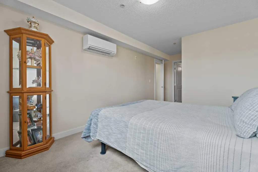 162 Country Village Circle NE Calgary AB T3K 0E6