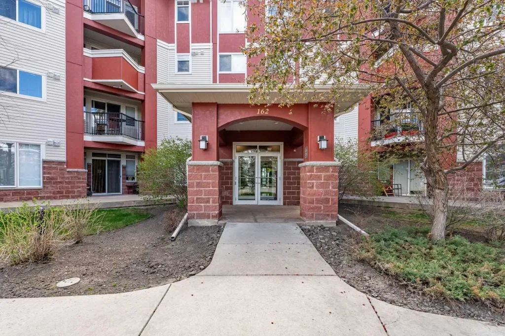 162 Country Village Circle NE Calgary AB T3K 0E6