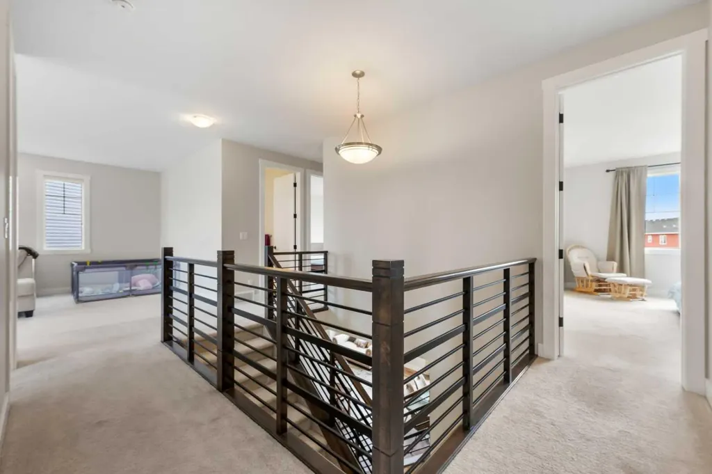 629 Southwinds Close SW Airdrie AB T4B 5L5