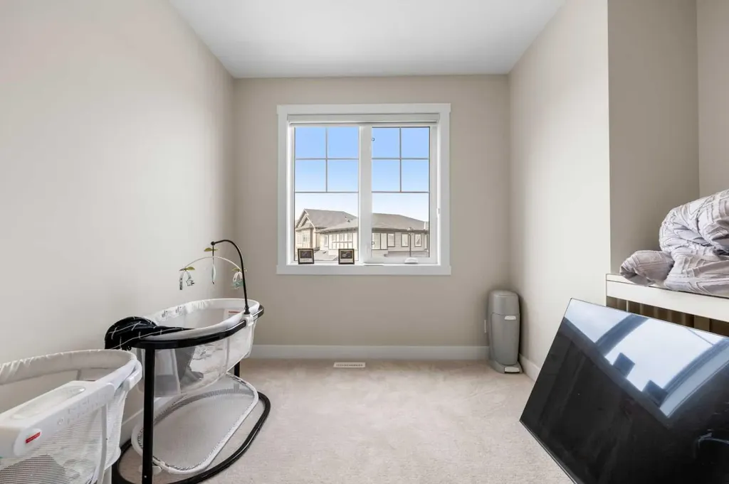 629 Southwinds Close SW Airdrie AB T4B 5L5