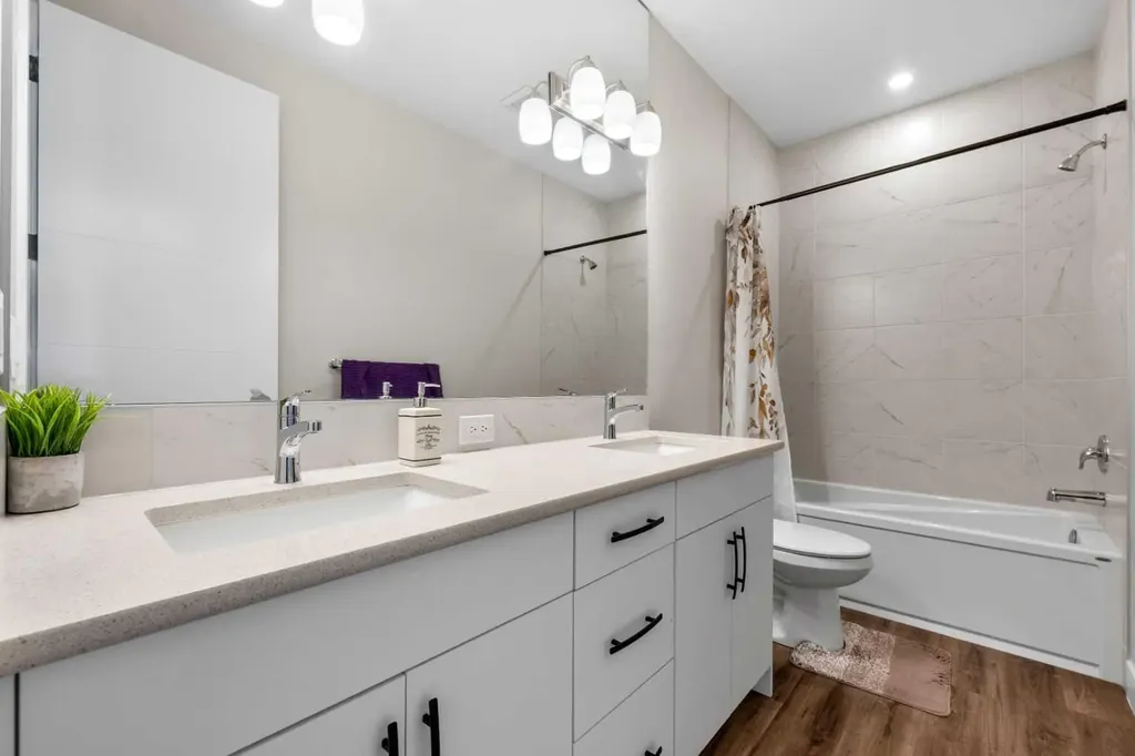629 Southwinds Close SW Airdrie AB T4B 5L5