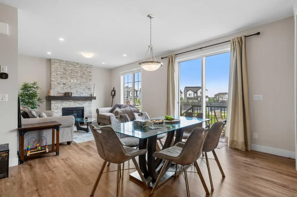 629 Southwinds Close SW Airdrie AB T4B 5L5