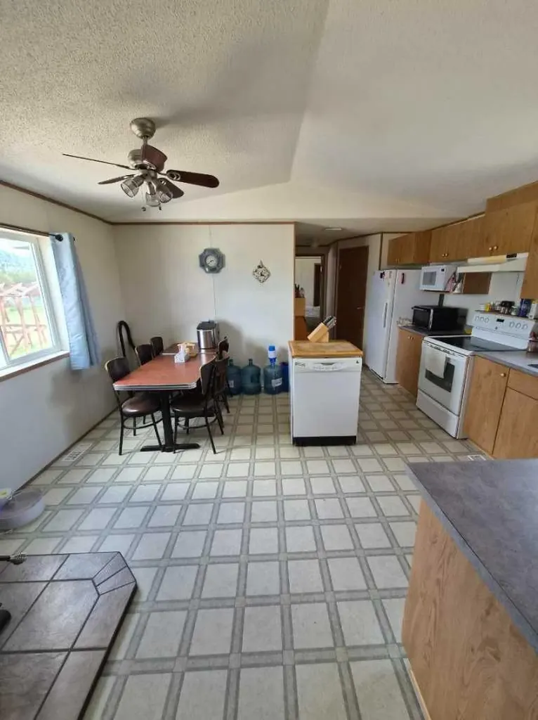 723080 Range Road 101 Beaverlodge AB T0H 0C0