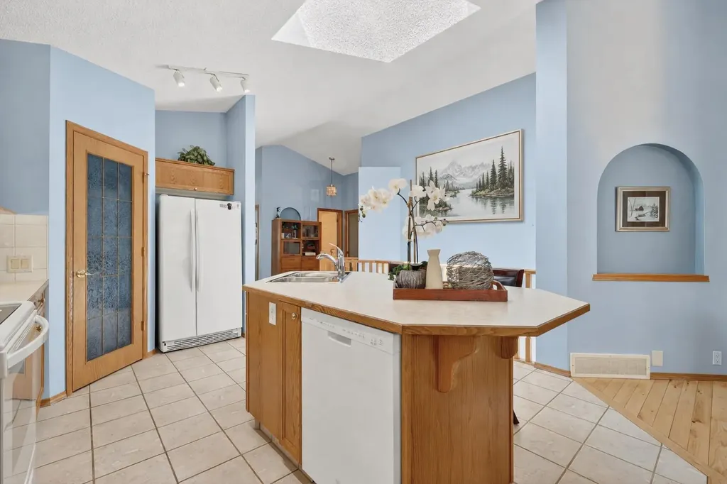 86 Chapalina Way SE Calgary AB T2X3P4