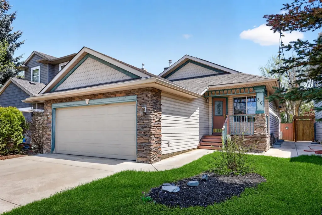 86 Chapalina Way SE Calgary AB T2X3P4