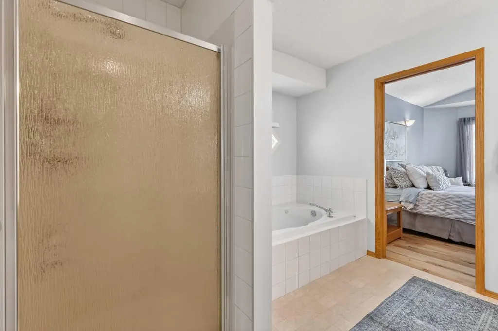 86 Chapalina Way SE Calgary AB T2X3P4