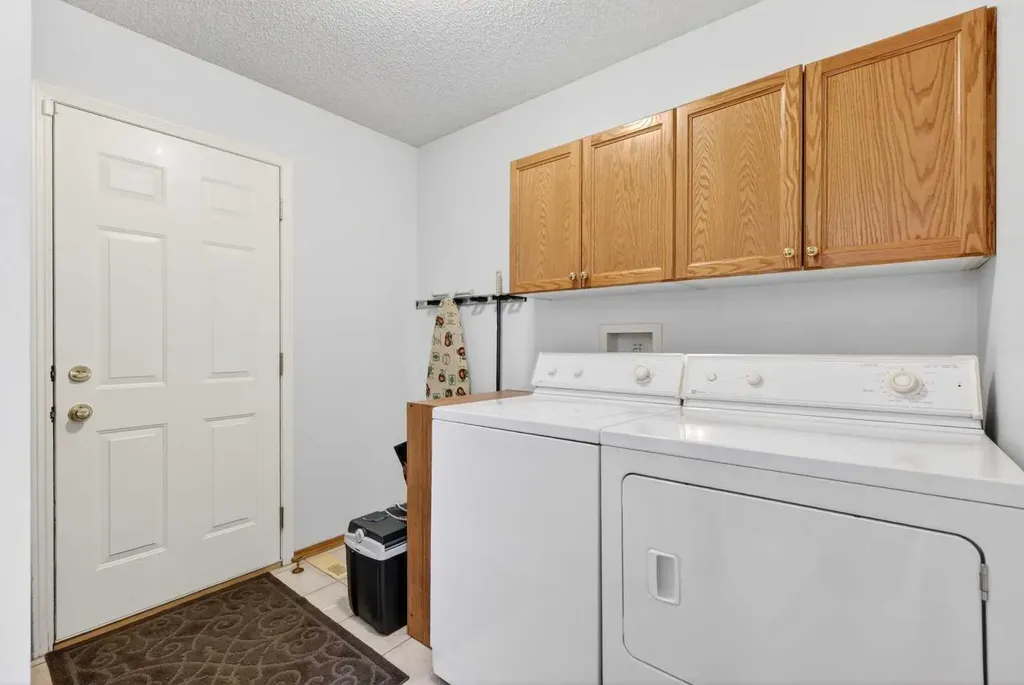 86 Chapalina Way SE Calgary AB T2X3P4