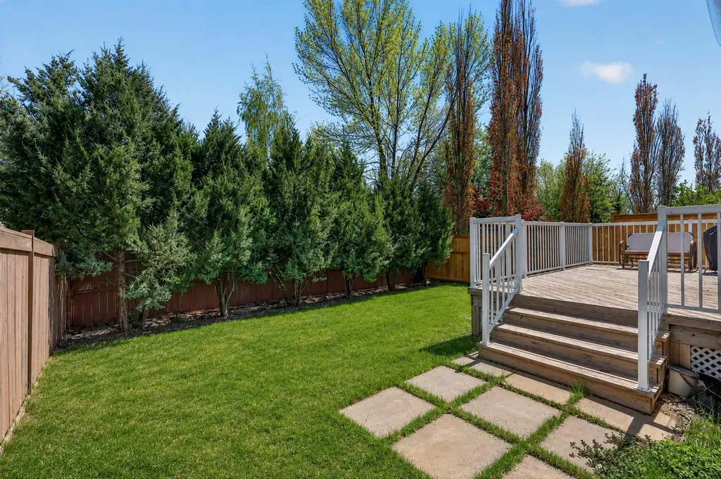 86 Chapalina Way SE Calgary AB T2X3P4