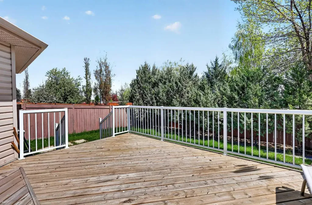 86 Chapalina Way SE Calgary AB T2X3P4