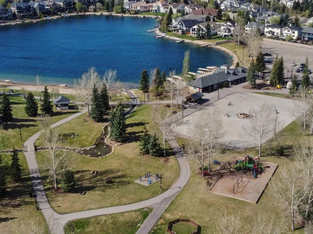 86 Chapalina Way SE Calgary AB T2X3P4