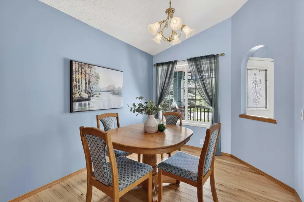 86 Chapalina Way SE Calgary AB T2X3P4