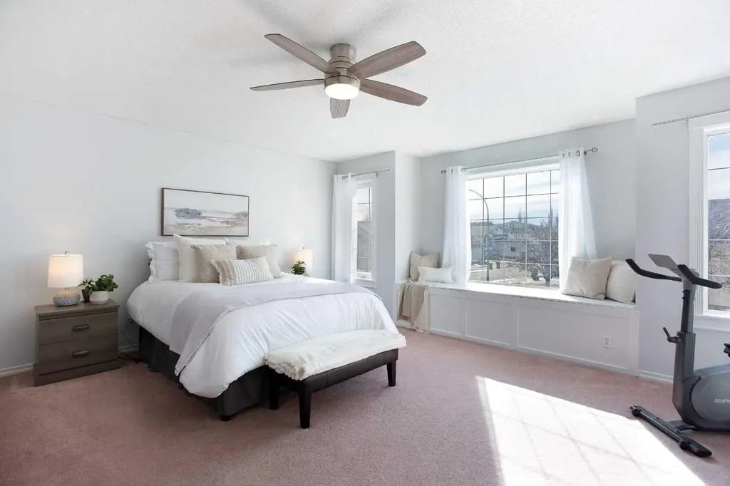 8 Thorndale Close SE Airdrie AB T4A 2B9