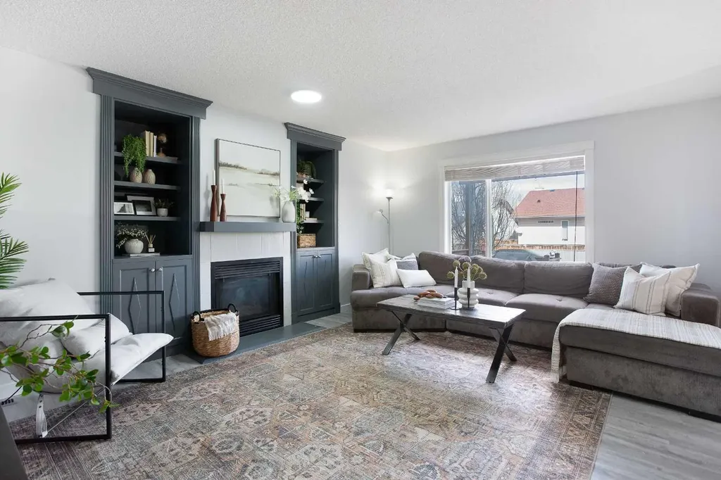 8 Thorndale Close SE Airdrie AB T4A 2B9