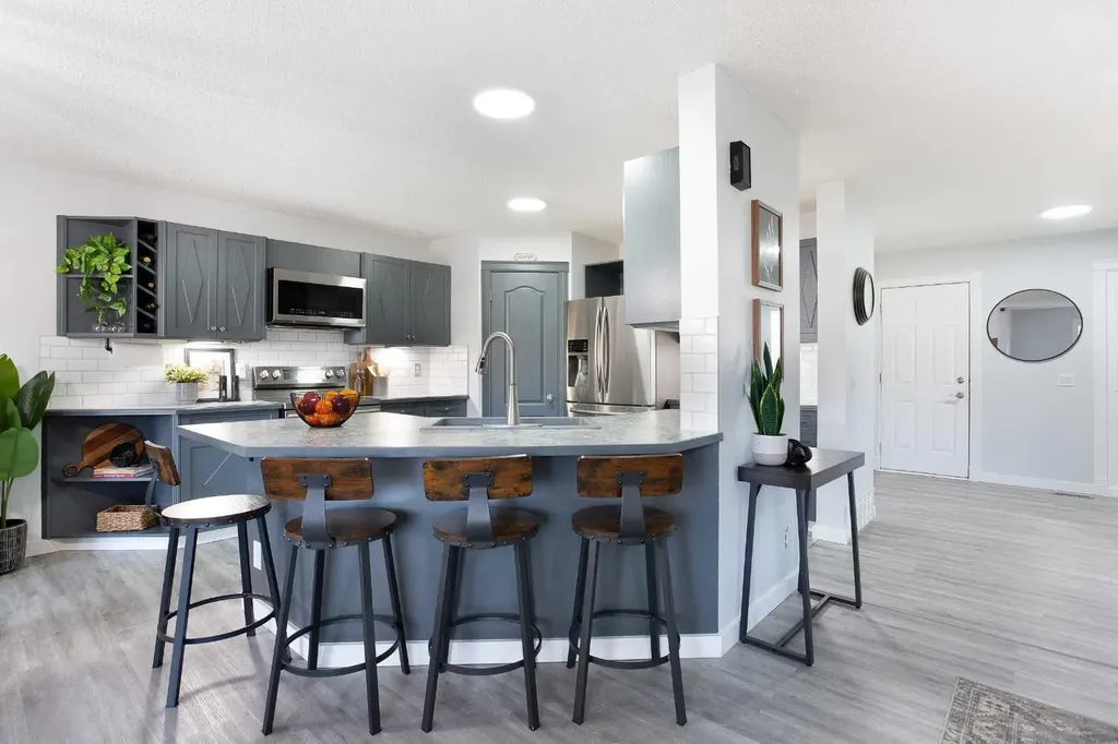 8 Thorndale Close SE Airdrie AB T4A 2B9