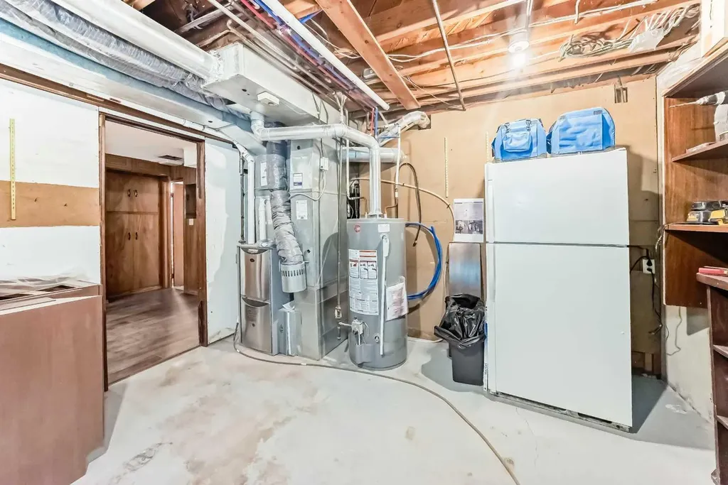 5007 Vallance Crescent NW Calgary AB T3A 0T7