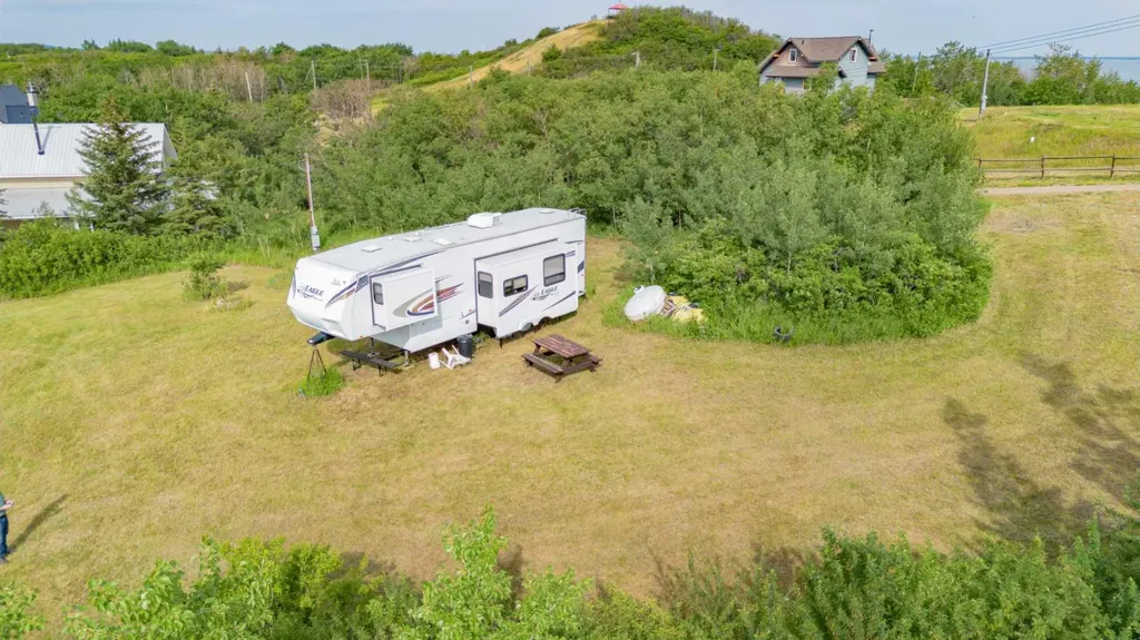 5 Shelayne Crescent White Sands AB T0C 3B0
