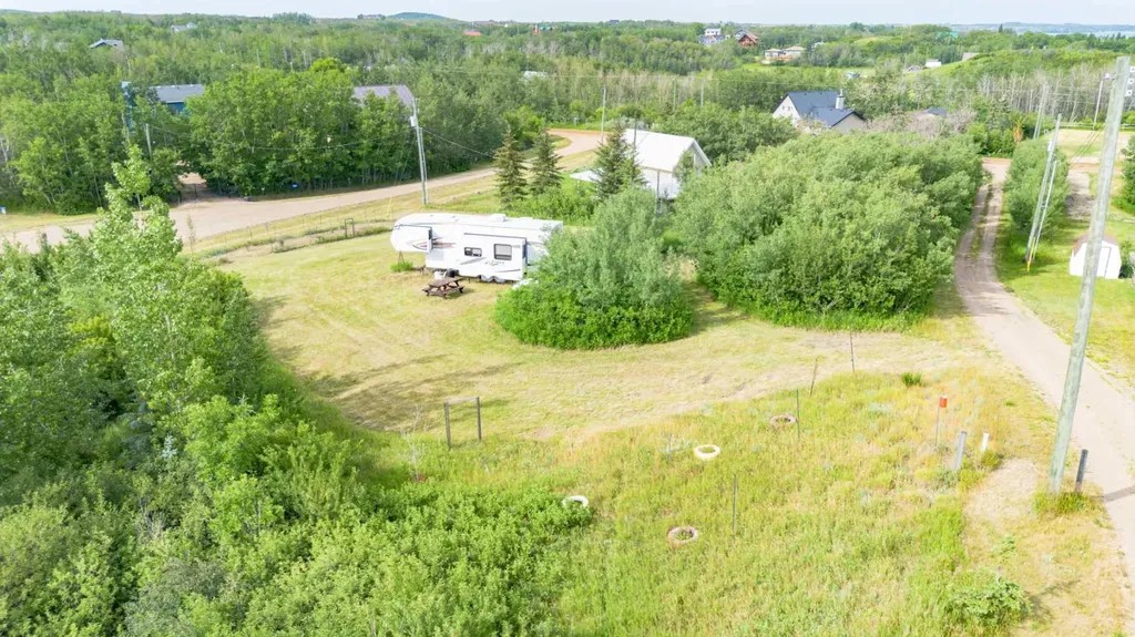 5 Shelayne Crescent White Sands AB T0C 3B0