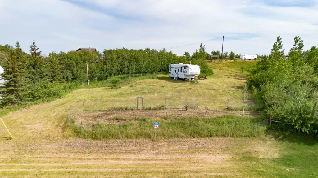 5 Shelayne Crescent White Sands AB T0C 3B0