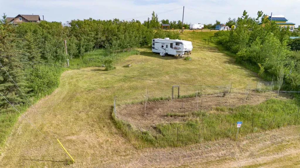 5 Shelayne Crescent White Sands AB T0C 3B0