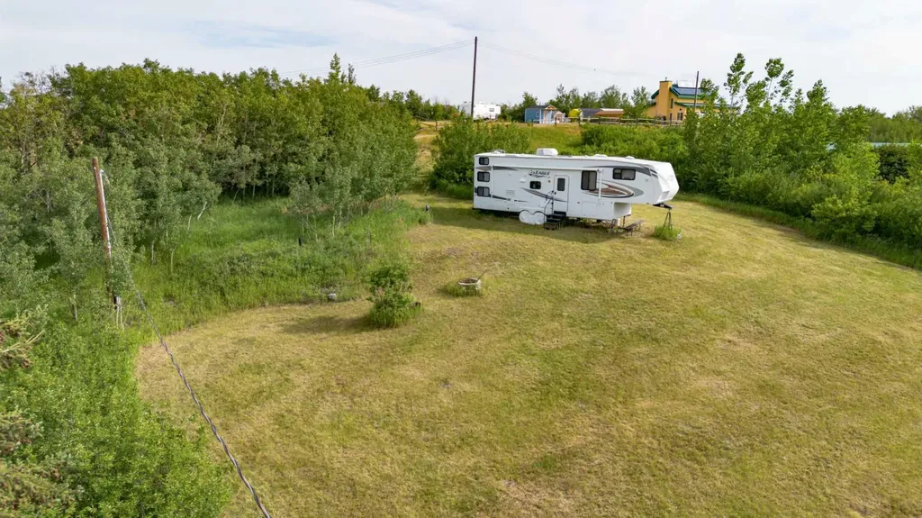 5 Shelayne Crescent White Sands AB T0C 3B0