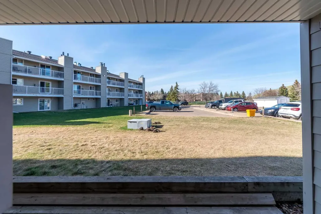 3007 57a Avenue Lloydminster AB T9V 1W5