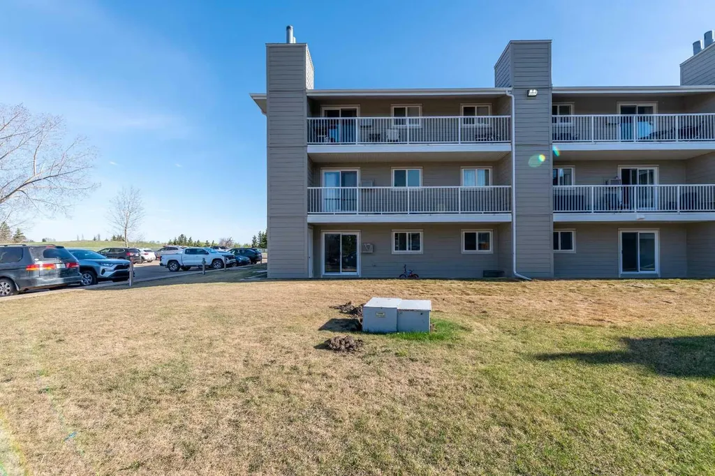 3007 57a Avenue Lloydminster AB T9V 1W5