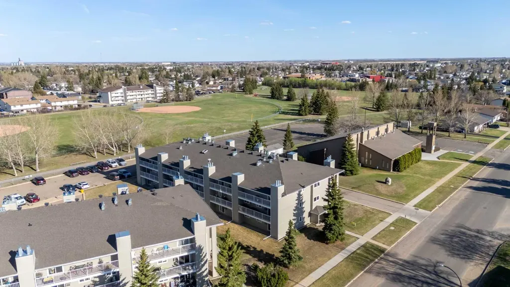 3007 57a Avenue Lloydminster AB T9V 1W5