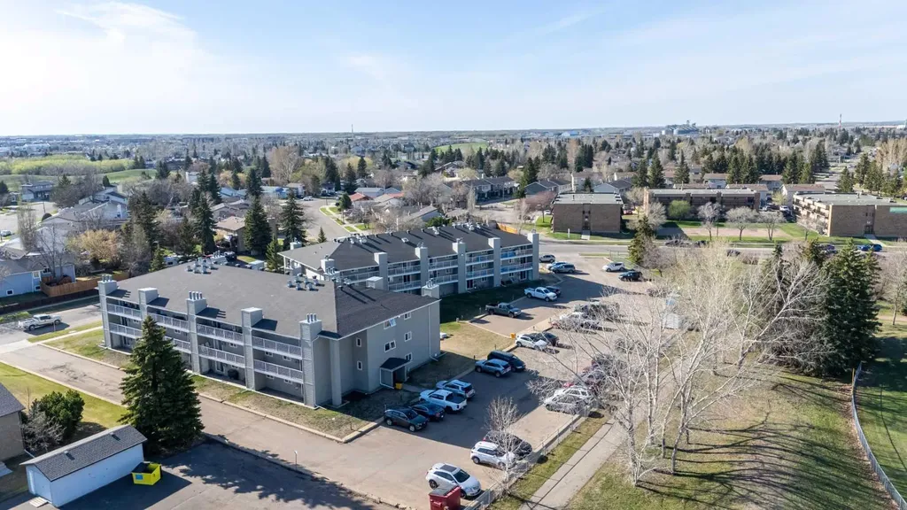 3007 57a Avenue Lloydminster AB T9V 1W5