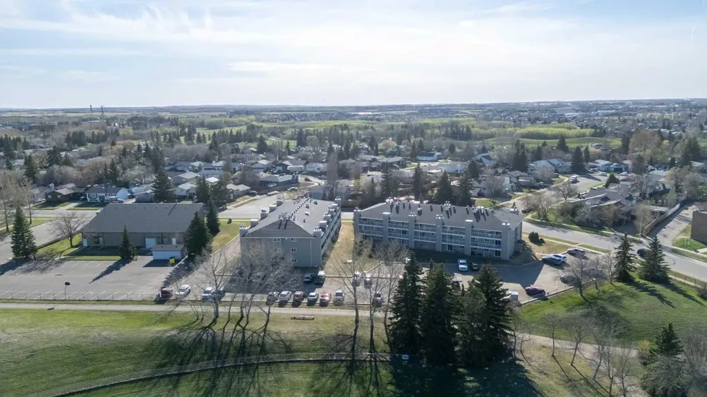 3007 57a Avenue Lloydminster AB T9V 1W5