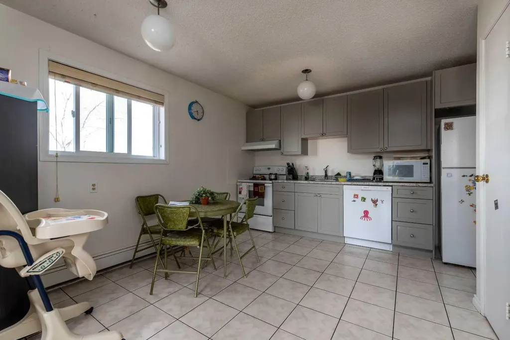3007 57a Avenue Lloydminster AB T9V 1W5