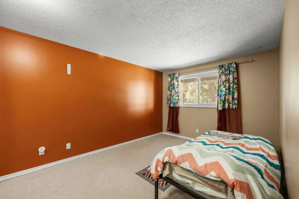 3705 Fonda Way SE Calgary AB T2A 6G9