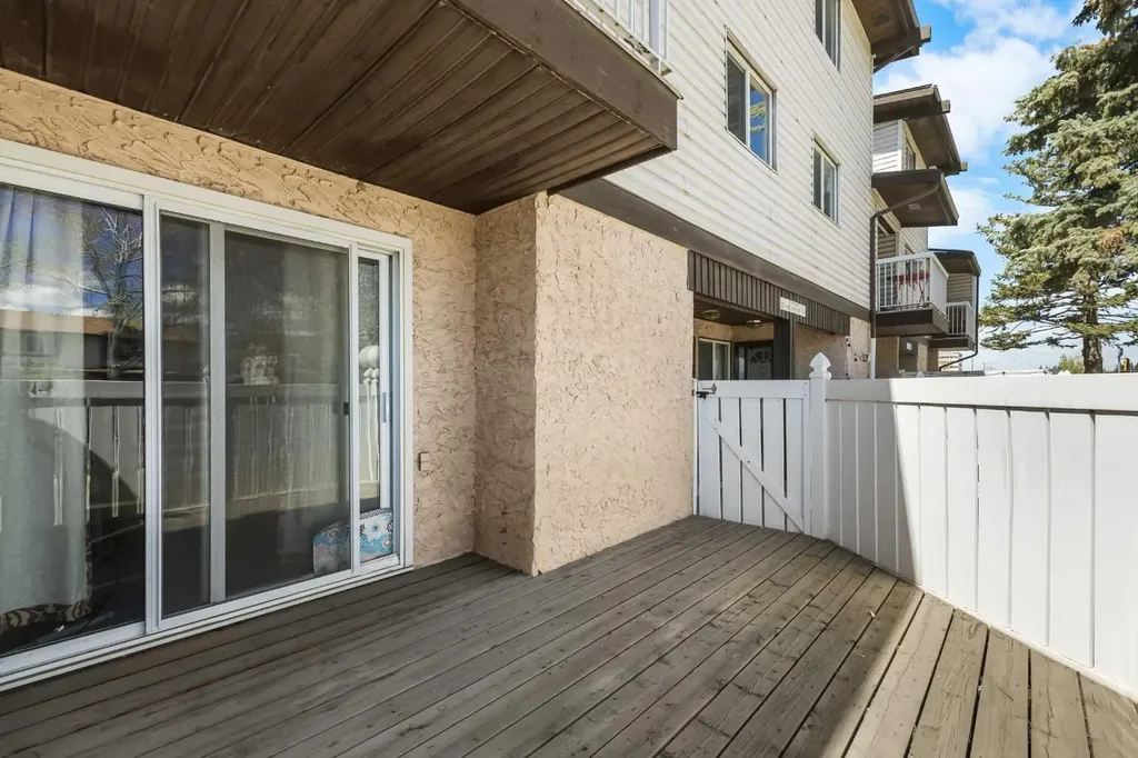 3705 Fonda Way SE Calgary AB T2A 6G9