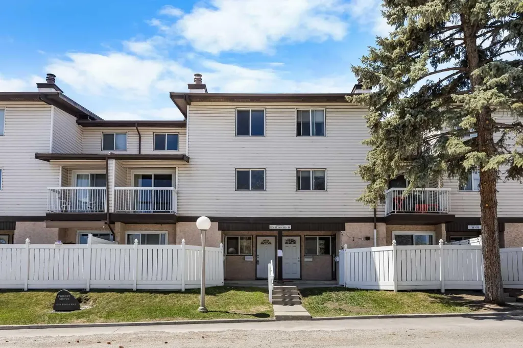3705 Fonda Way SE Calgary AB T2A 6G9