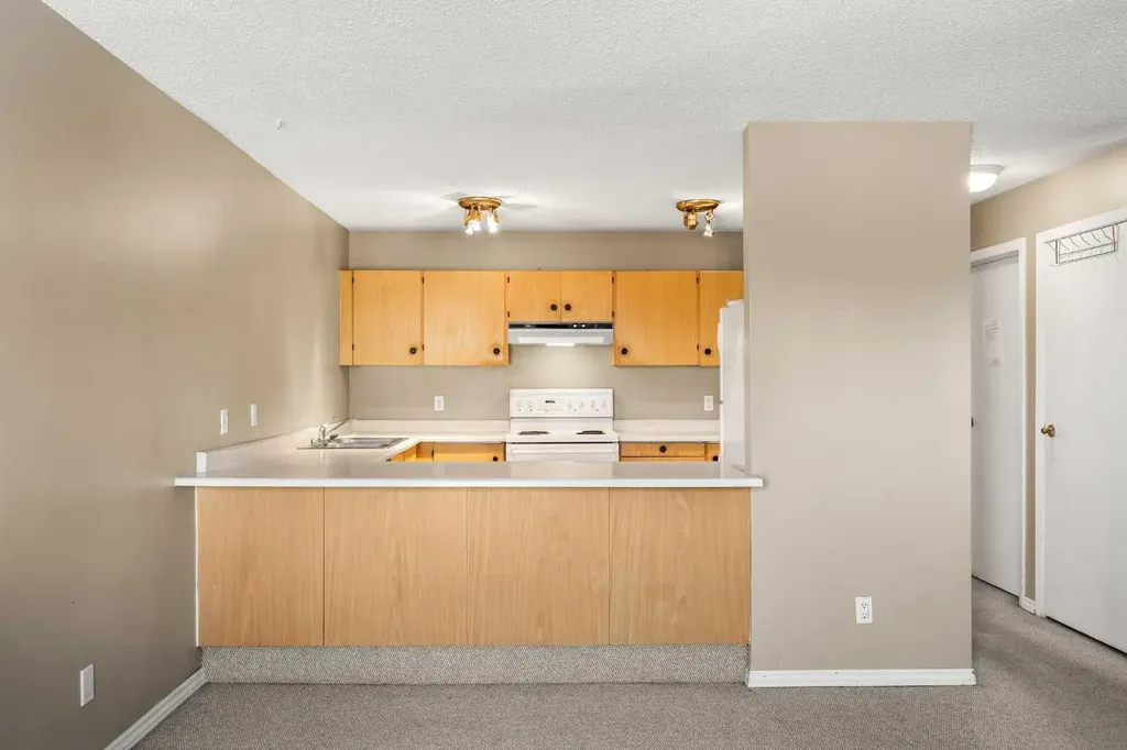 3705 Fonda Way SE Calgary AB T2A 6G9