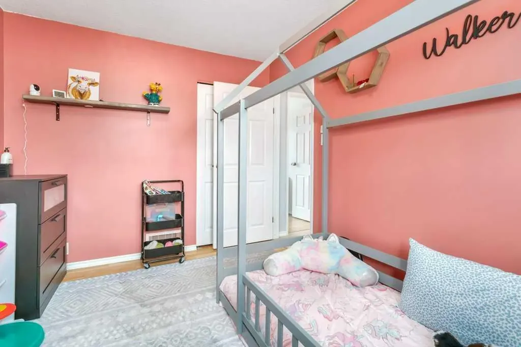 5220 Lawton Avenue Blackfalds AB T0M 0J0