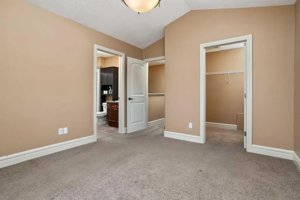 4901 69 Street Camrose AB T4V 5C6