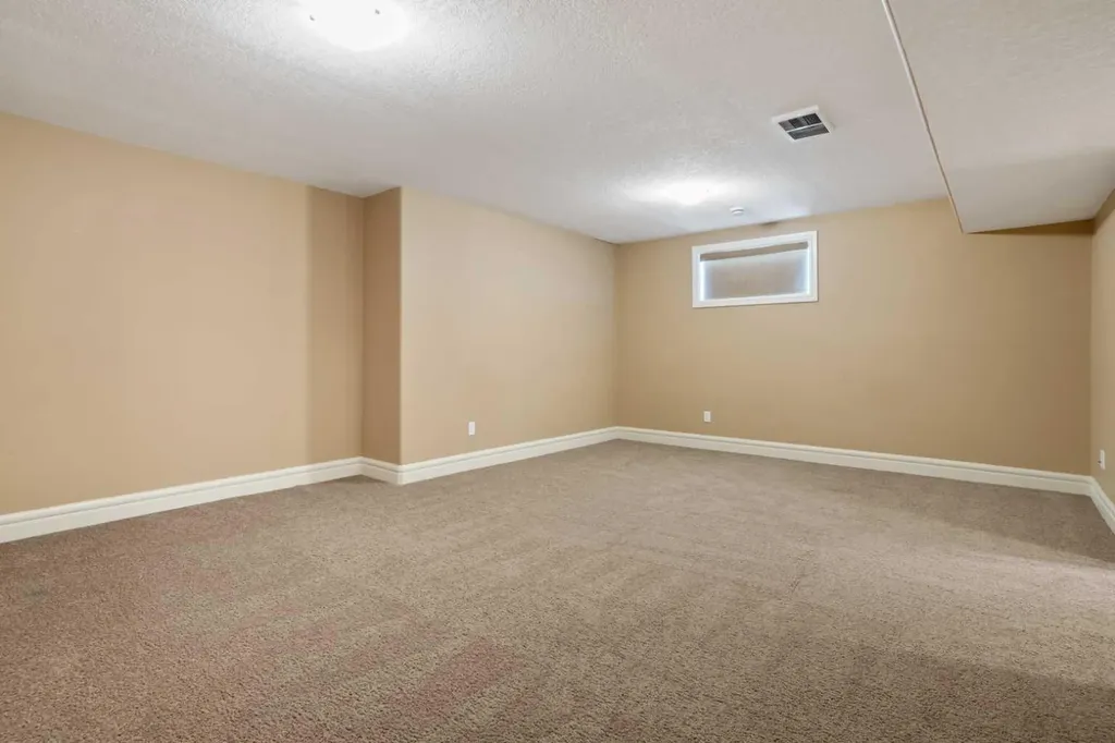 4901 69 Street Camrose AB T4V 5C6