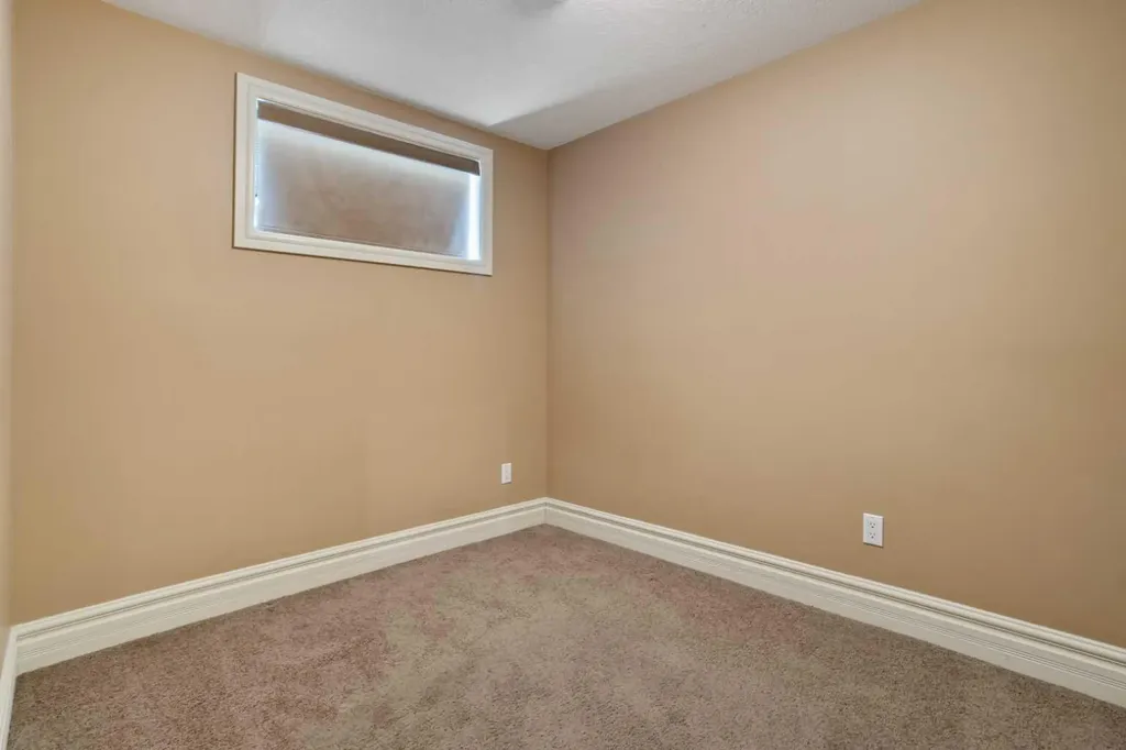 4901 69 Street Camrose AB T4V 5C6