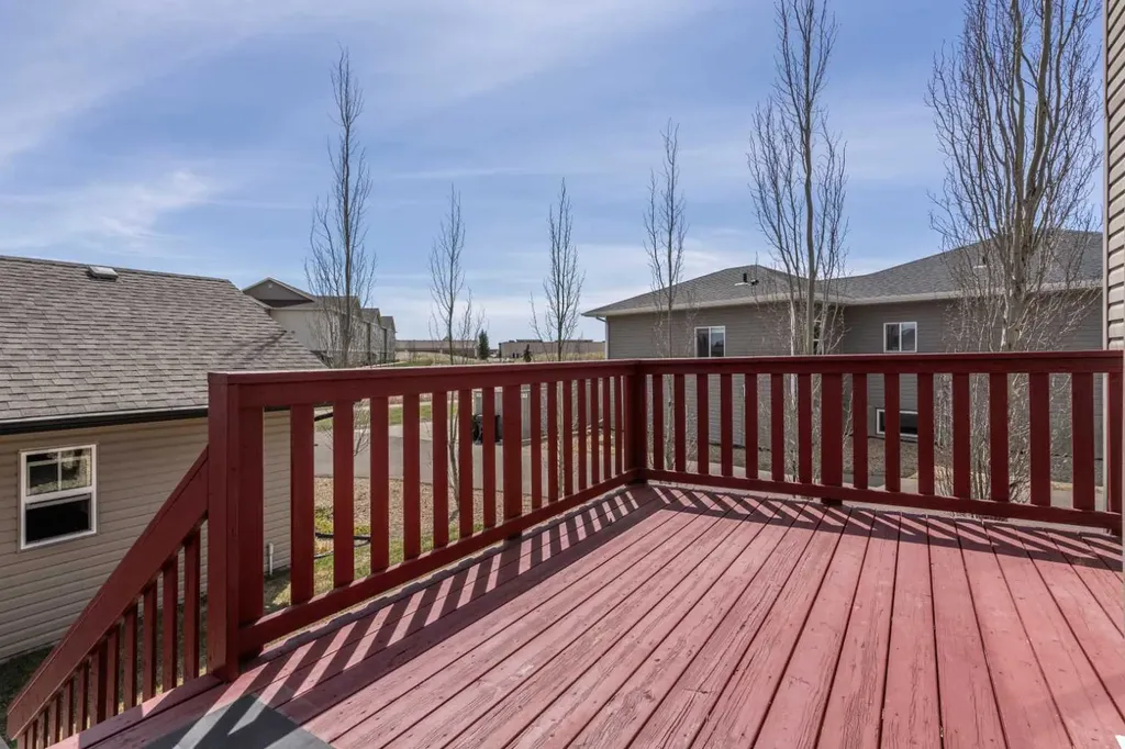 4901 69 Street Camrose AB T4V 5C6
