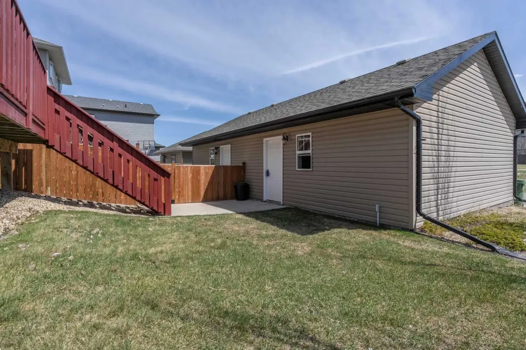 4901 69 Street Camrose AB T4V 5C6