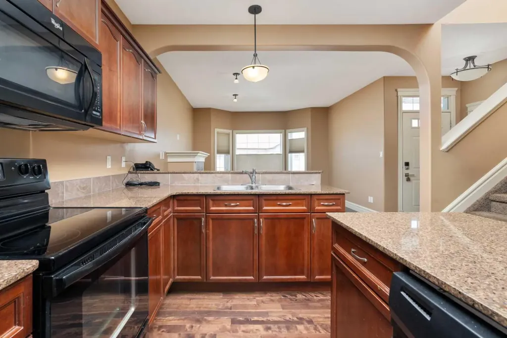 4901 69 Street Camrose AB T4V 5C6