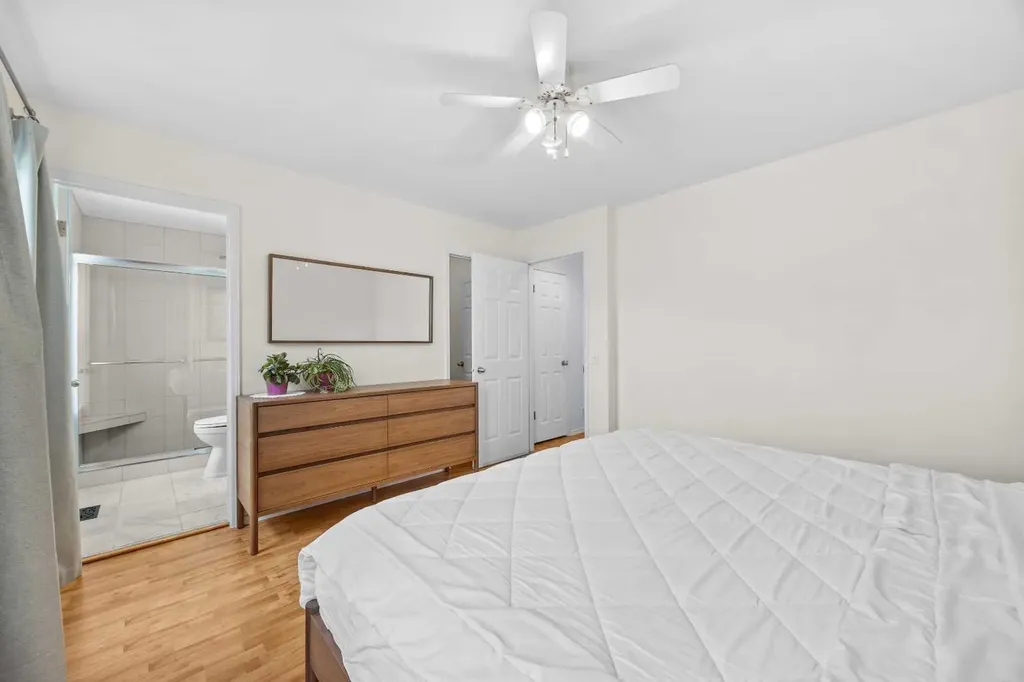 99 Hidden Crescent NW Calgary AB T3A 5L4